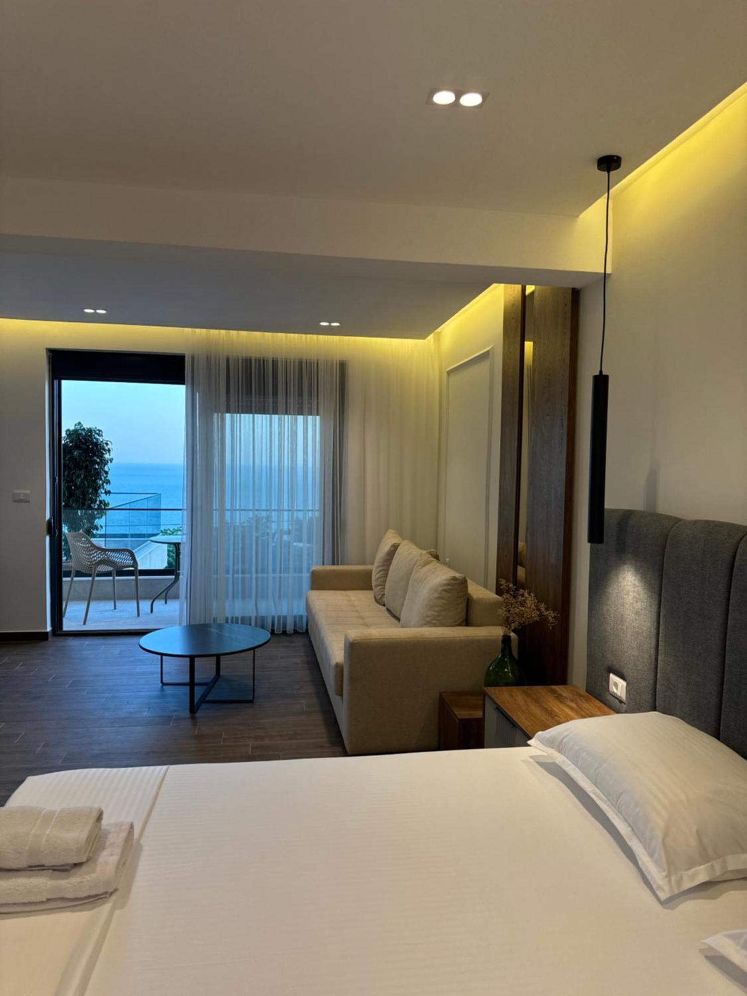 Villa Marmo Улцин Екстериор снимка